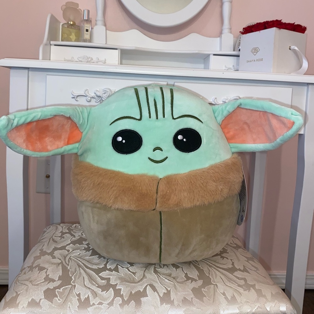 Squishmallow 10” Baby Yoda